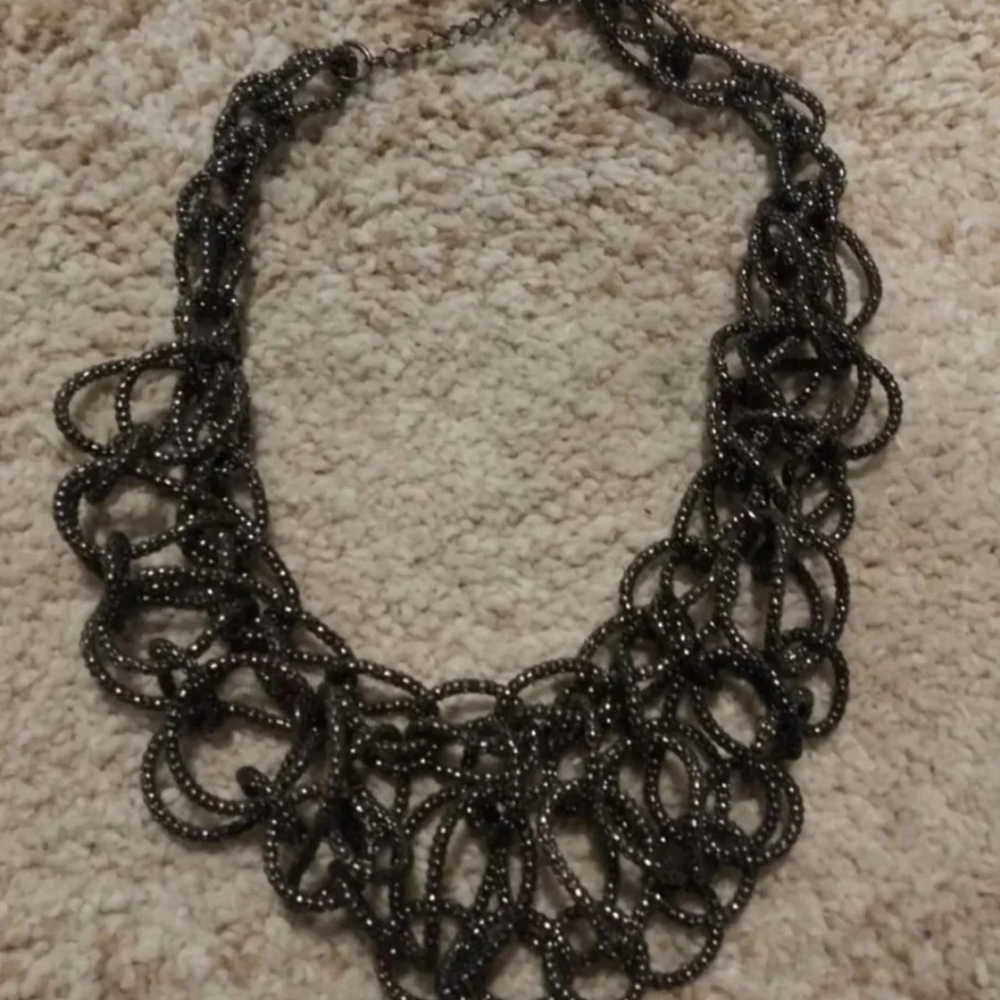 Express large Black Necklace